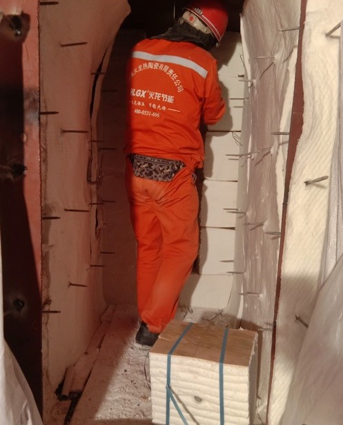 潞新鋼鐵脫硝煙道內襯項目